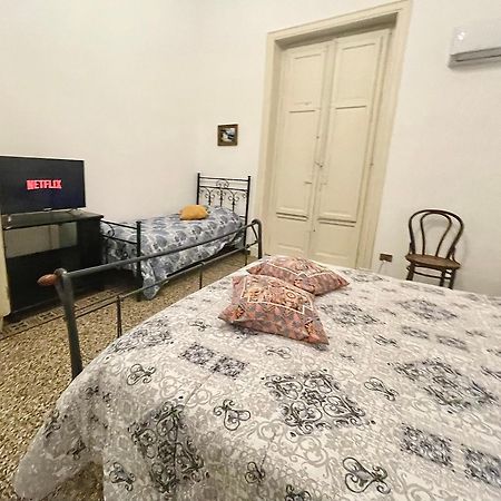 Suite Dreams Politeama Palermo Exteriör bild