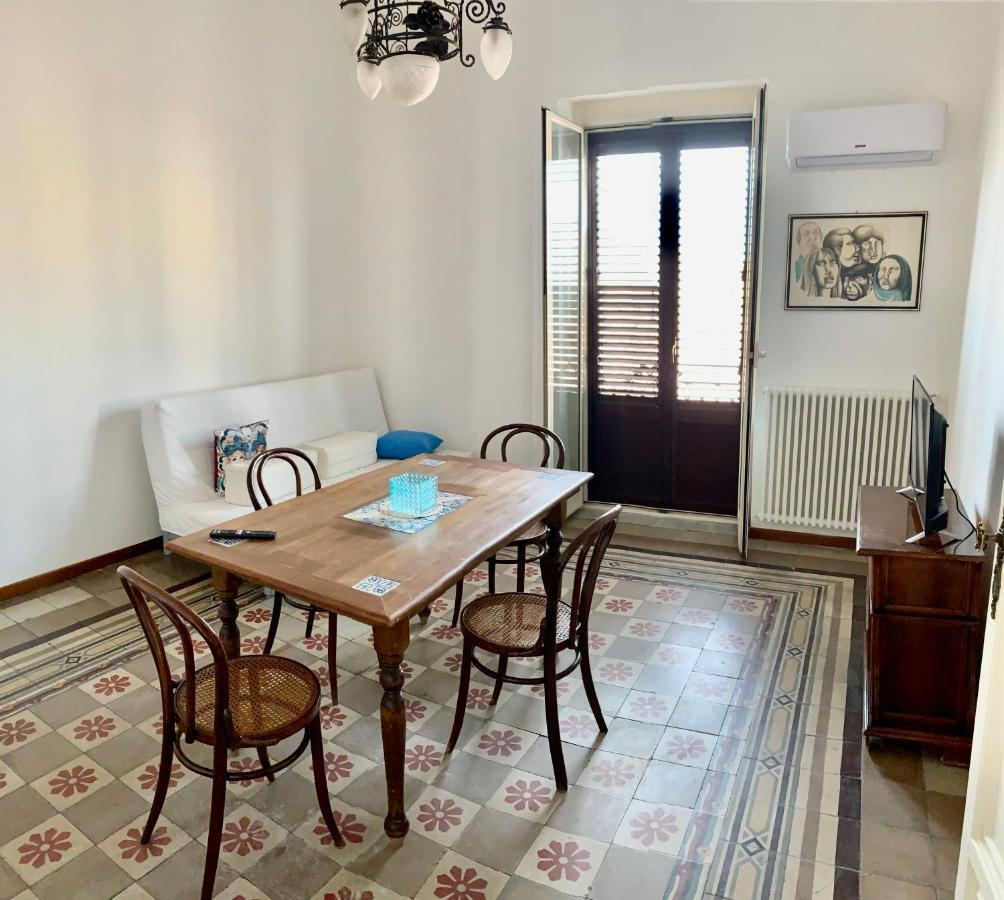 Suite Dreams Politeama Palermo Exteriör bild