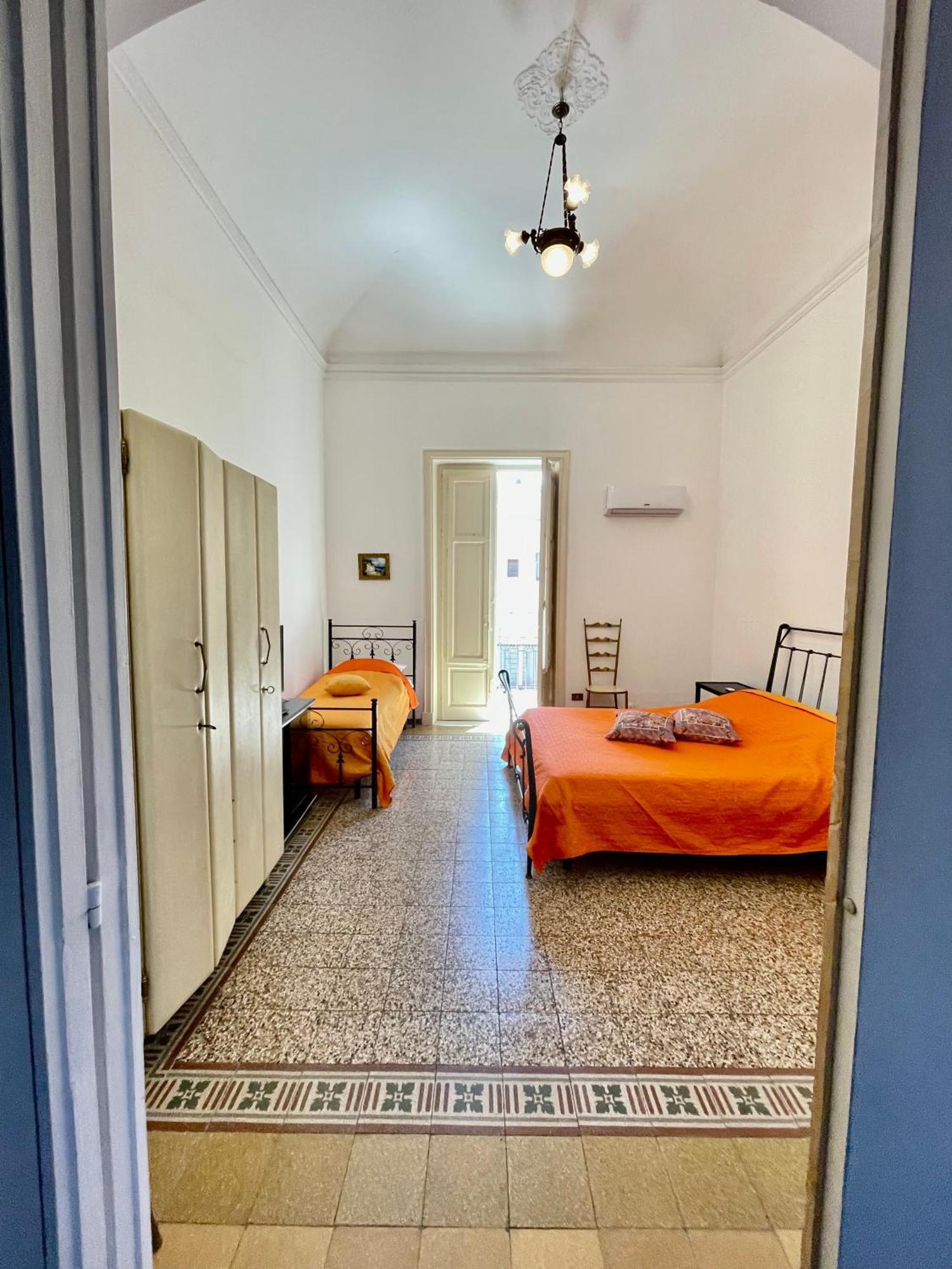Suite Dreams Politeama Palermo Exteriör bild